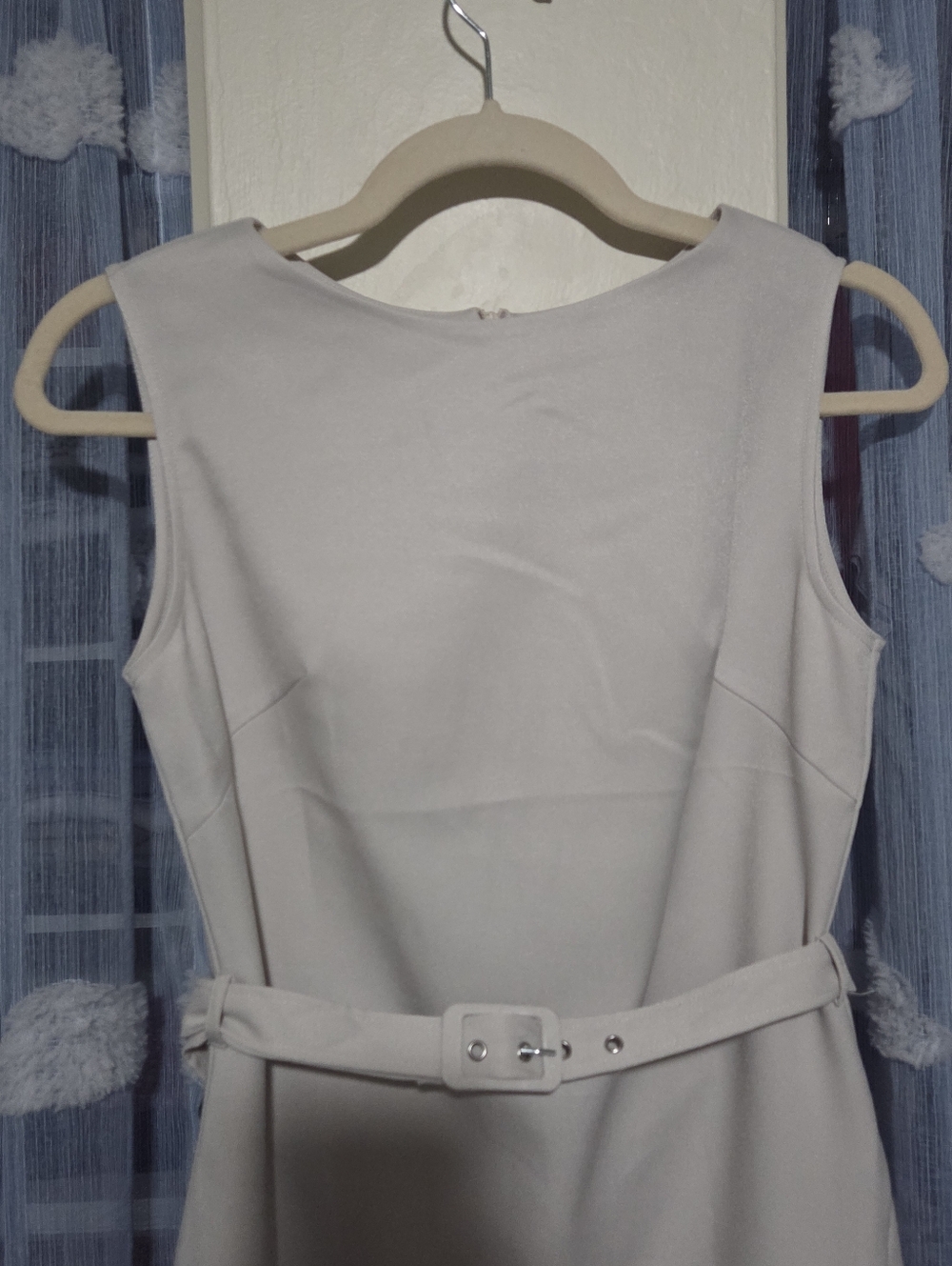 G68 Light Beige Belted Mini Dress - Picture 3 of 9
